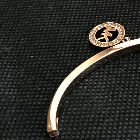 MK Fulton logo bracelet - Picture 8 of 15